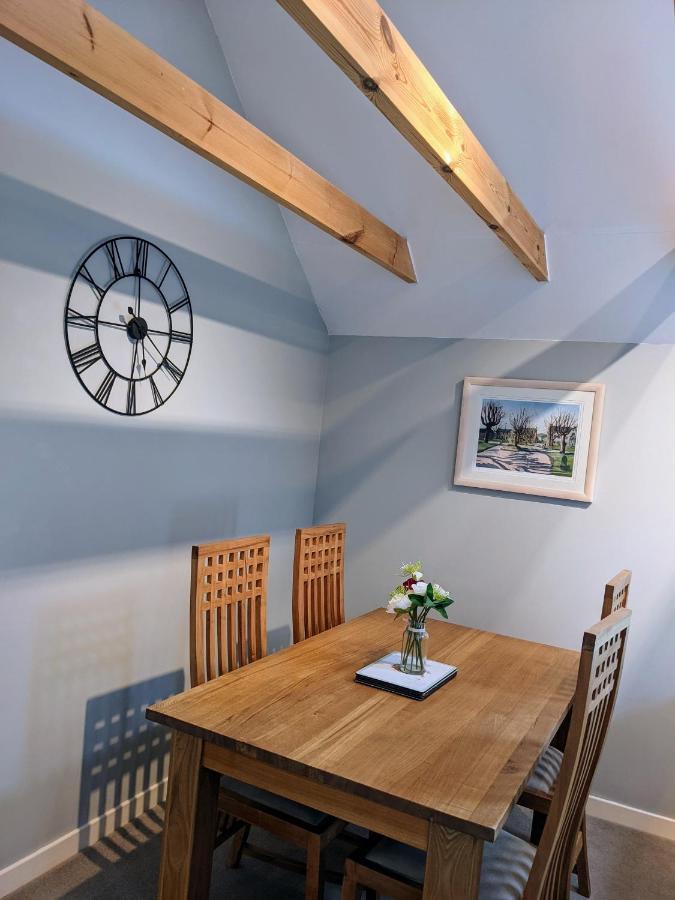 Ailnack Cottage -Cheerful Cottage With Secure Garden And Off Street Parking Sleeps 4 Tomintoul Exterior photo